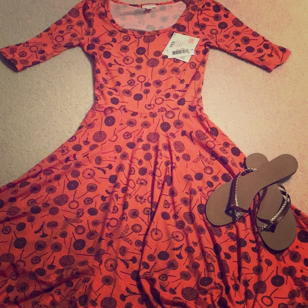 LuLaRoe Nicole (no pockets)